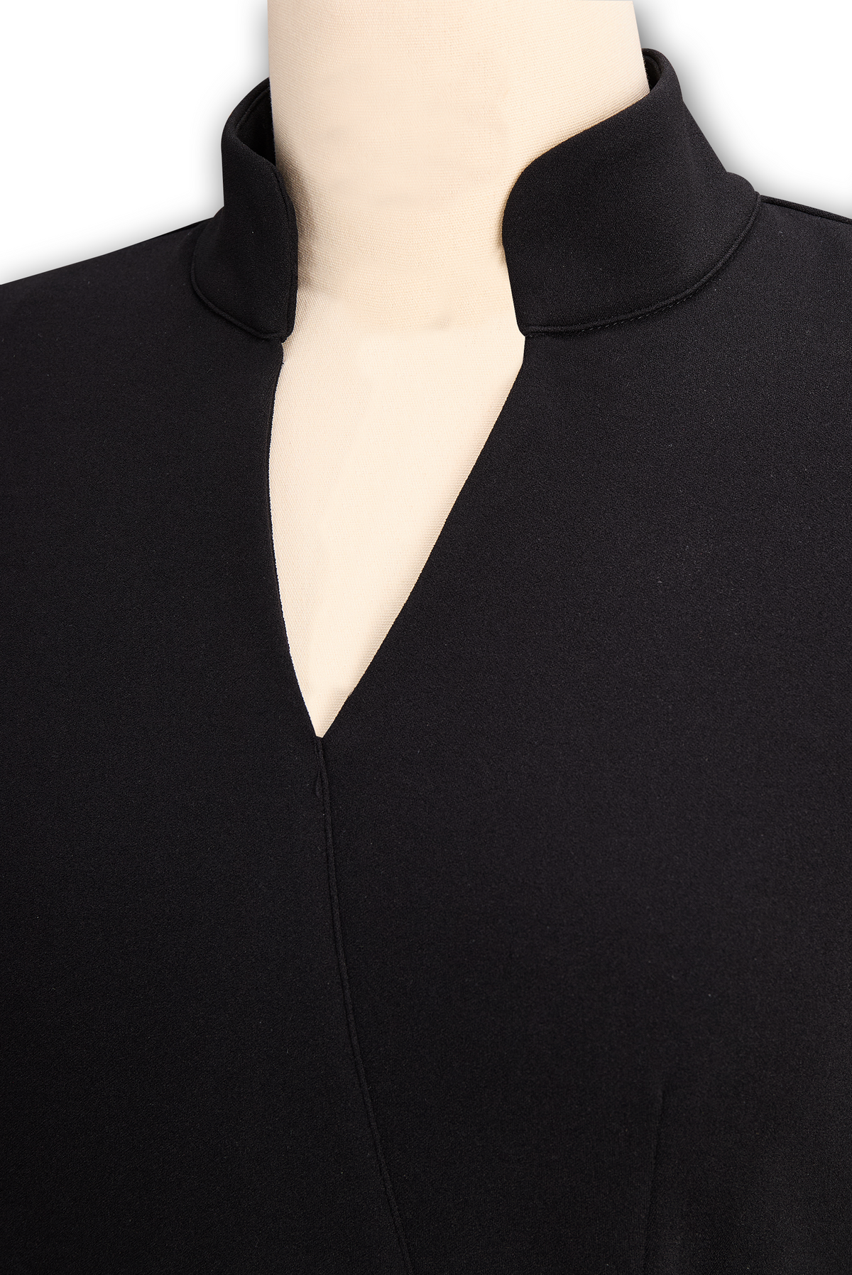 The Dione in Black